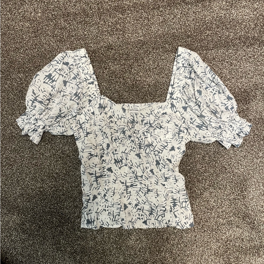 Nine West Black and White Abstract Blouse